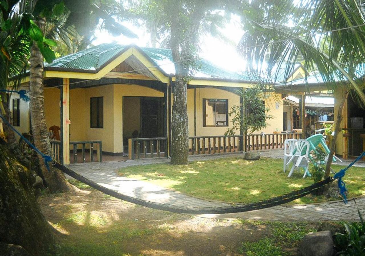 Reddoorz At July'S Haven Seaside Pension Camiguin Mambajao Zewnętrze zdjęcie